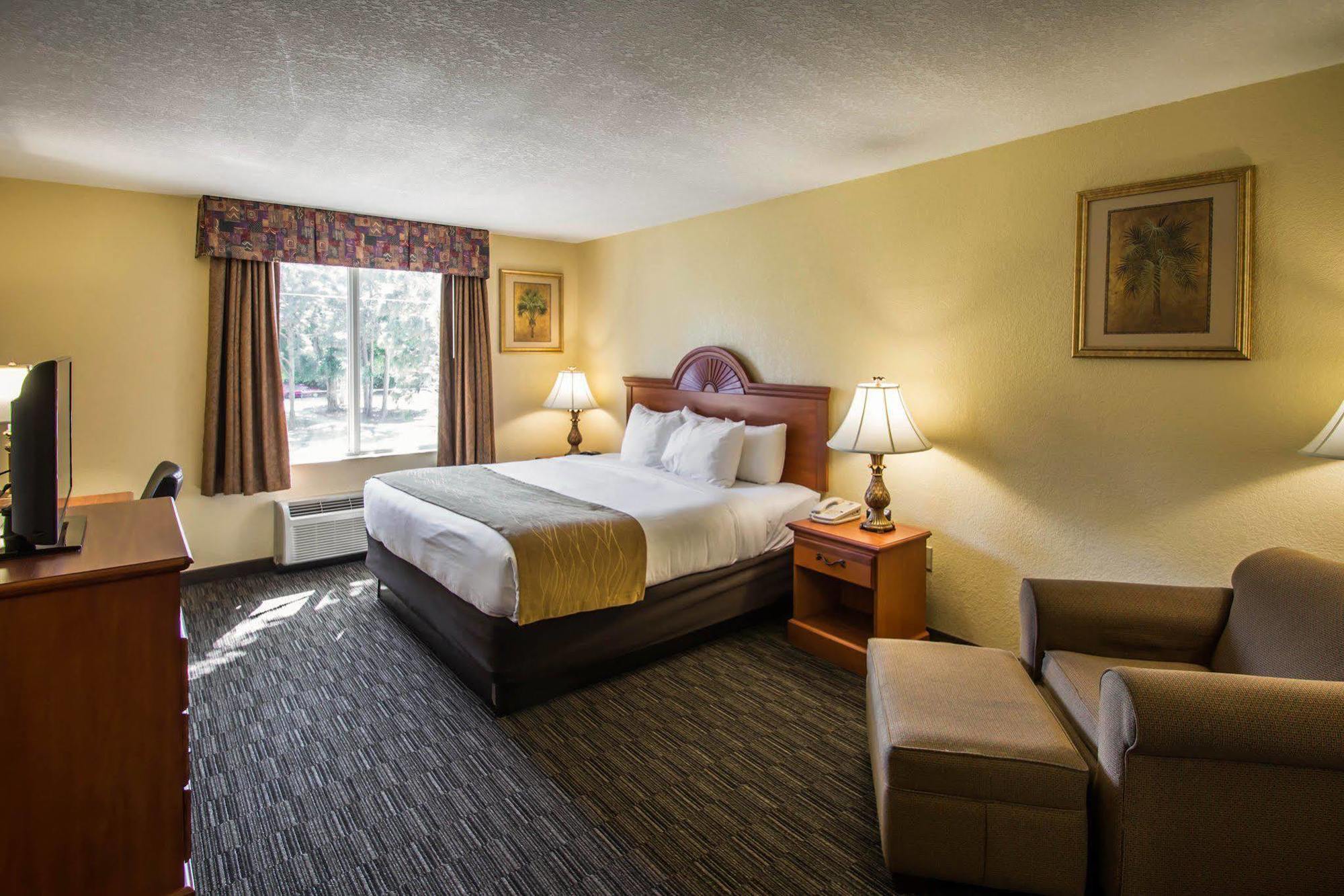 Comfort Inn & Suites Jupiter I-95 Экстерьер фото