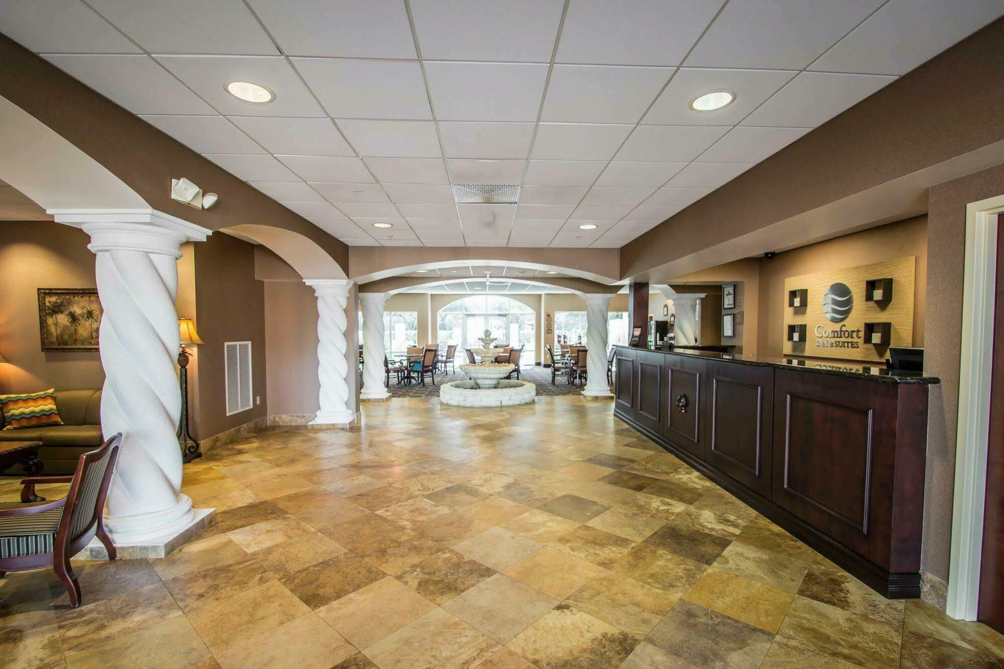 Comfort Inn & Suites Jupiter I-95 Экстерьер фото