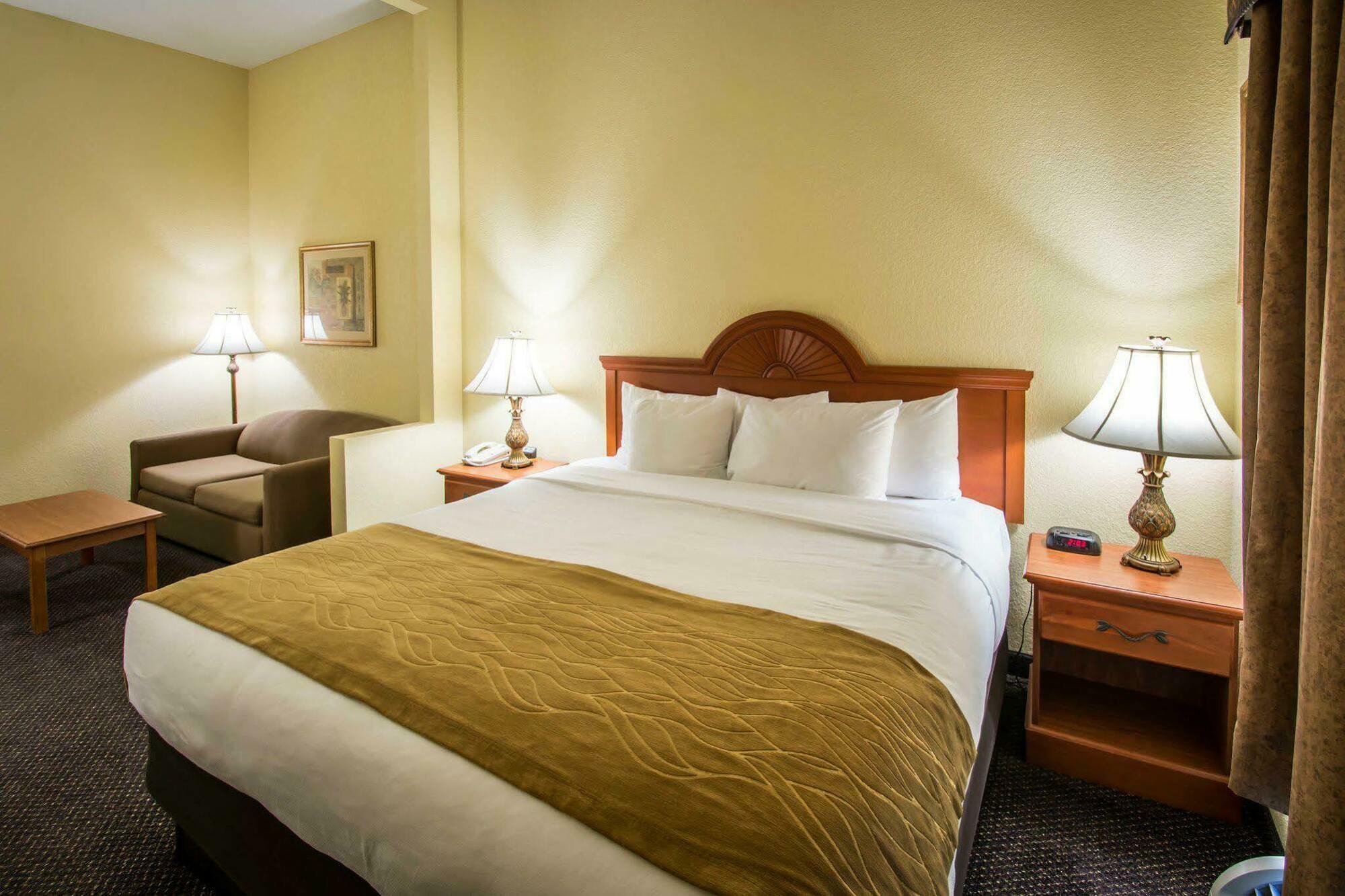Comfort Inn & Suites Jupiter I-95 Экстерьер фото